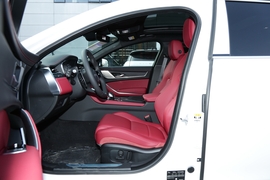   2022款捷豹XFL 2.0T P250 两驱精英运动版
