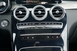   2022款奔驰GLC 260 L 4MATIC 动感型 改款
