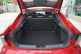   2022款长安UNI-V 1.5T 运动版