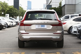   2023款沃尔沃XC60 B5 四驱智远豪华版