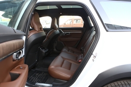   2022款沃尔沃V90 Cross Country B5 AWD 智远版