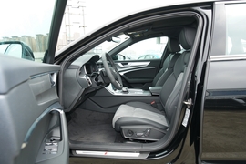   2023款奥迪A6L 45 TFSI 臻选动感型