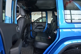   2022款Jeep牧马人 2.0T 高地四门版
