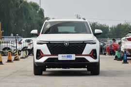  2022款长安CS35PLUS 蓝鲸NE 1.4T DCT豪华型
