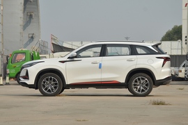   2022款长安CS75 PLUS 经典版 1.5T 自动先锋型