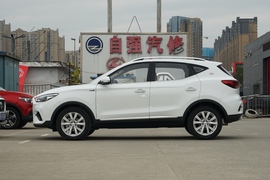   2022款名爵ZS 180DVVT 手动全球百万858版