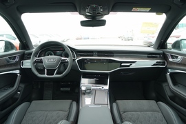   2022款奥迪A6L 55 TFSI quattro 尊享动感型 改款