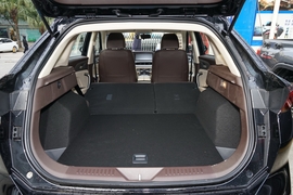   2023款奔腾T77 1.5T 自动豪华型