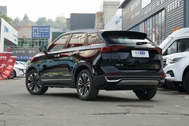   2023款奔腾T77 1.5T 自动豪华型