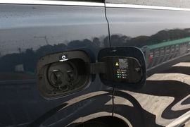 2022款腾势D9 EV 600 四驱旗舰型