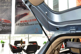   2014款北京汽车E150 EV电动科技版