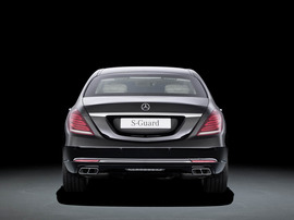   2015款奔驰S600 Guard
