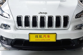   2014款Jeep自由光2.4L都市版
