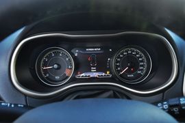   2014款Jeep自由光2.4L都市版