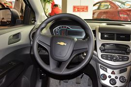   2014款雪佛兰爱唯欧两厢1.4SL MT舒适版