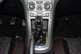 2015款凯翼C3R 1.5L手动金钻版