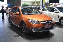   东南V Cross 上海车展实拍