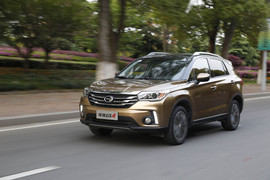   2015款传祺GS4 200T G-DCT尊贵版试驾组图