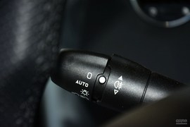   2014款标致RCZ 1.6T豪华优雅型