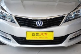 2015款长安悦翔V7 1.6L手动乐享型