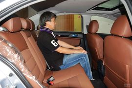   2013款三菱风迪思1.8L自动旗舰型 国V到店实拍