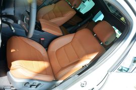   2013款大众途锐3.0TSI X 十周年限量版