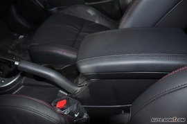   2010款起亚速迈1.6L AT运动版
