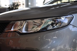   2010款起亚速迈1.6L AT运动版