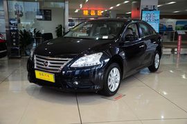 2014款日产轩逸1.6XV CVT尊享版