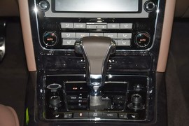   2015款大众辉腾3.0L精英定制型