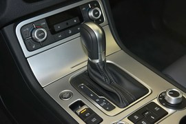   2016款大众途锐3.0TSI R-Line