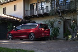   2017款克莱斯勒Pacifica