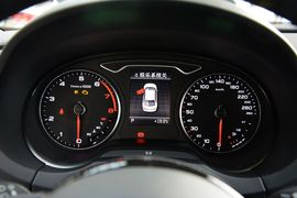   2014款奥迪A3 Limousine 35TFSI进取型