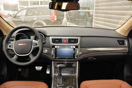   2016款哈弗H8 2.0T四驱精英型