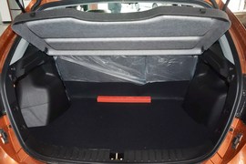   2015款东南V CROSS 1.5L手动智趣型