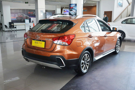   2015款东南V CROSS 1.5L手动智趣型