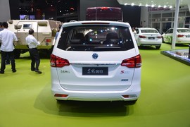   东风风行S500 EV北京车展实拍