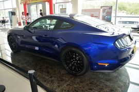   2016款福特Mustang 5.0L GT性能版