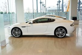   2015款阿斯顿马丁DB9 6.0L Coupe