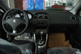   2009款标致308CC 1.6时尚型