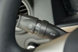   2015款荣威350 1.5L手动豪华天窗版