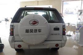   2010款陆风X6 2.0L超值版实拍
