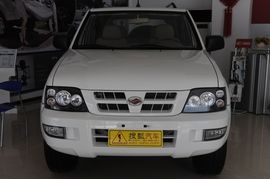   2010款陆风X6 2.0L超值版实拍