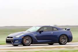   2012款日产GT-R