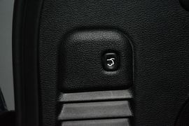   2016款Jeep大切诺基 3.0L舒享导航版