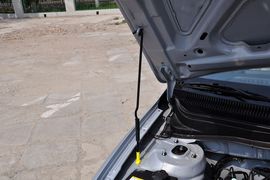   2011款北京现代雅绅特1.4GL 手动舒适型到店实拍