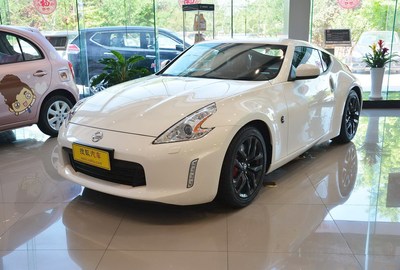 日产370Z