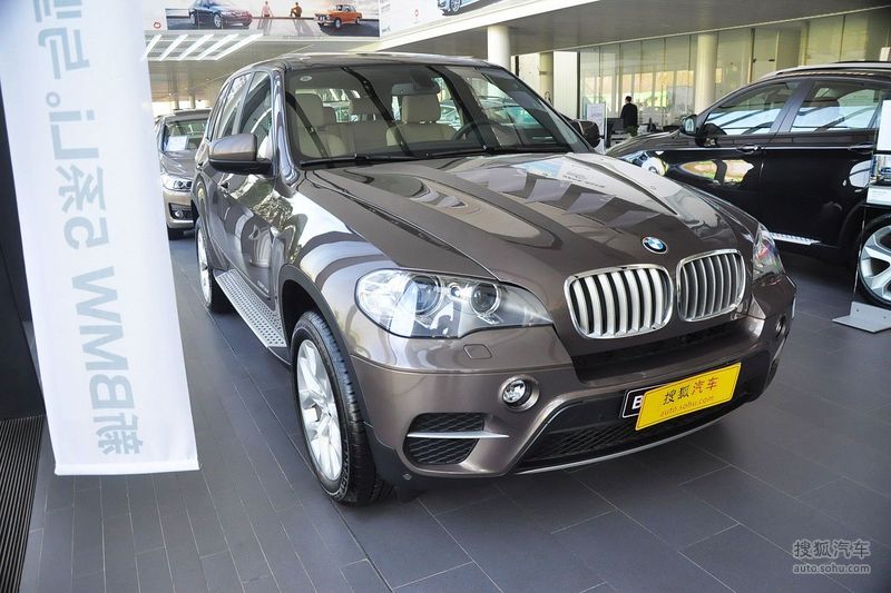 【 宝马x5图片】_2013款 xdrive35i 臻享版_铂金灰_外观_搜狐汽车网
