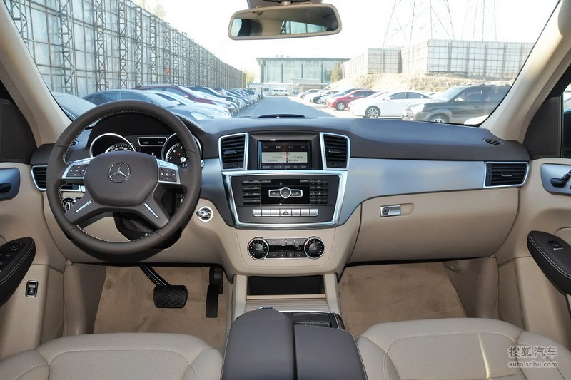 【 奔驰m级图片】_2014款 ml320 4matic_浅色内饰_内饰_搜狐汽车网