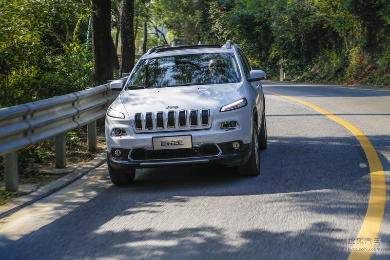 2014款jeep自由光试驾体验